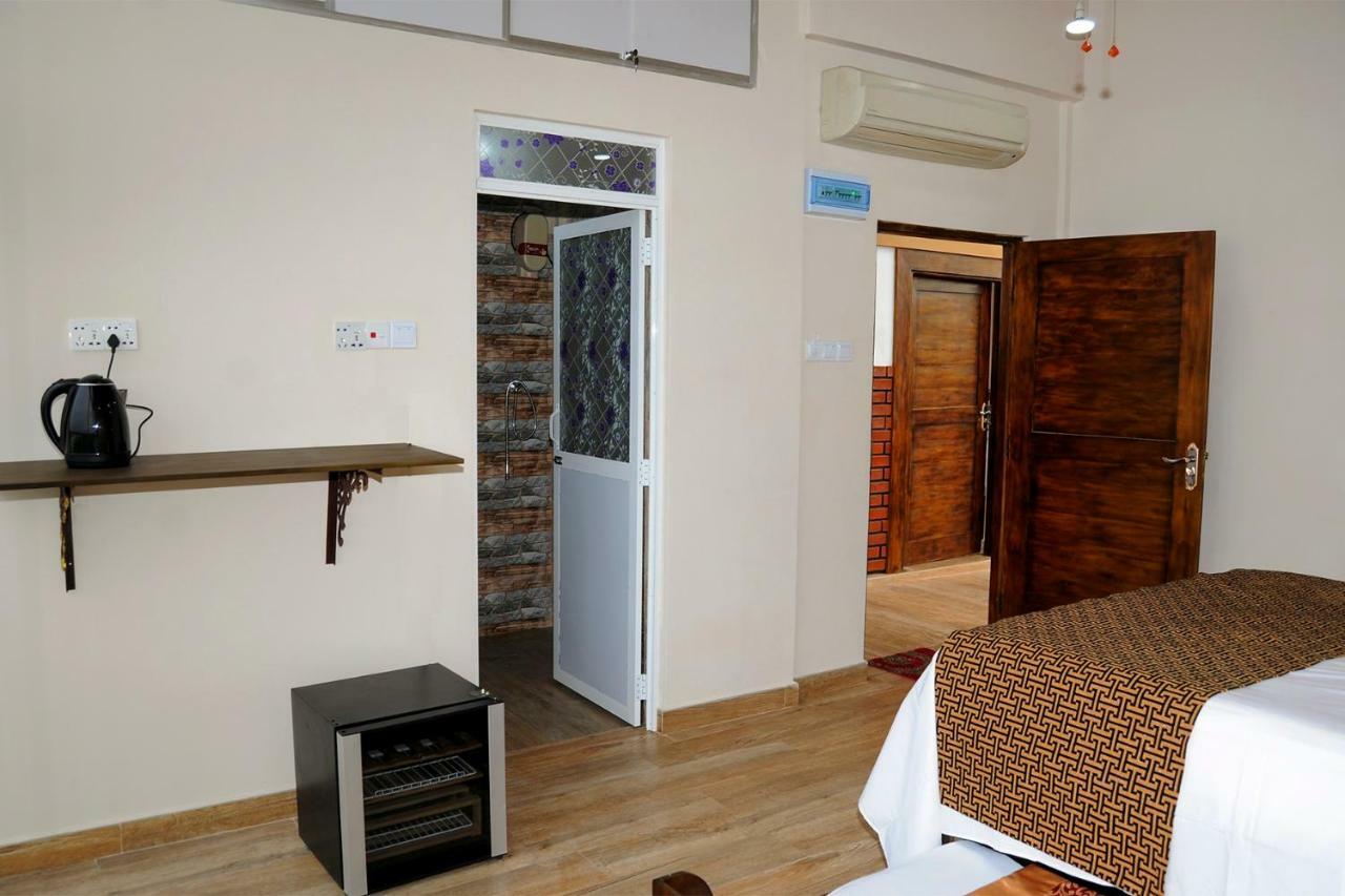 Woodycrest Hotel Trincomalee Luaran gambar