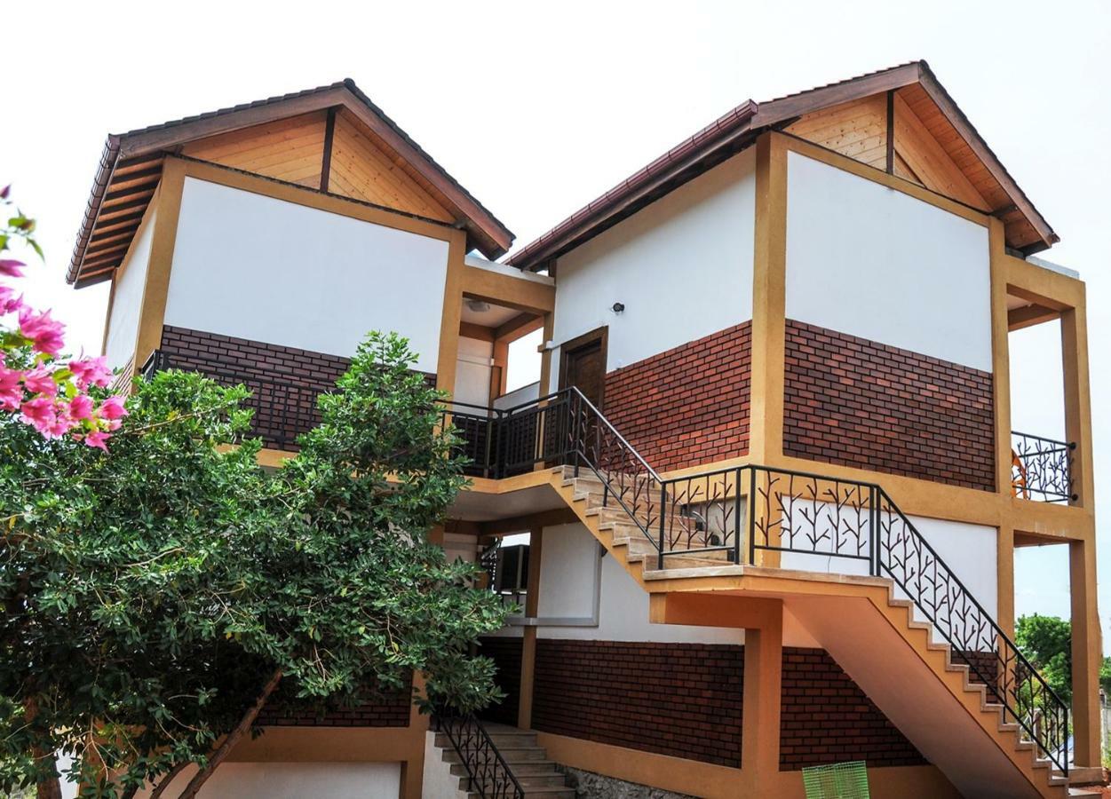 Woodycrest Hotel Trincomalee Luaran gambar